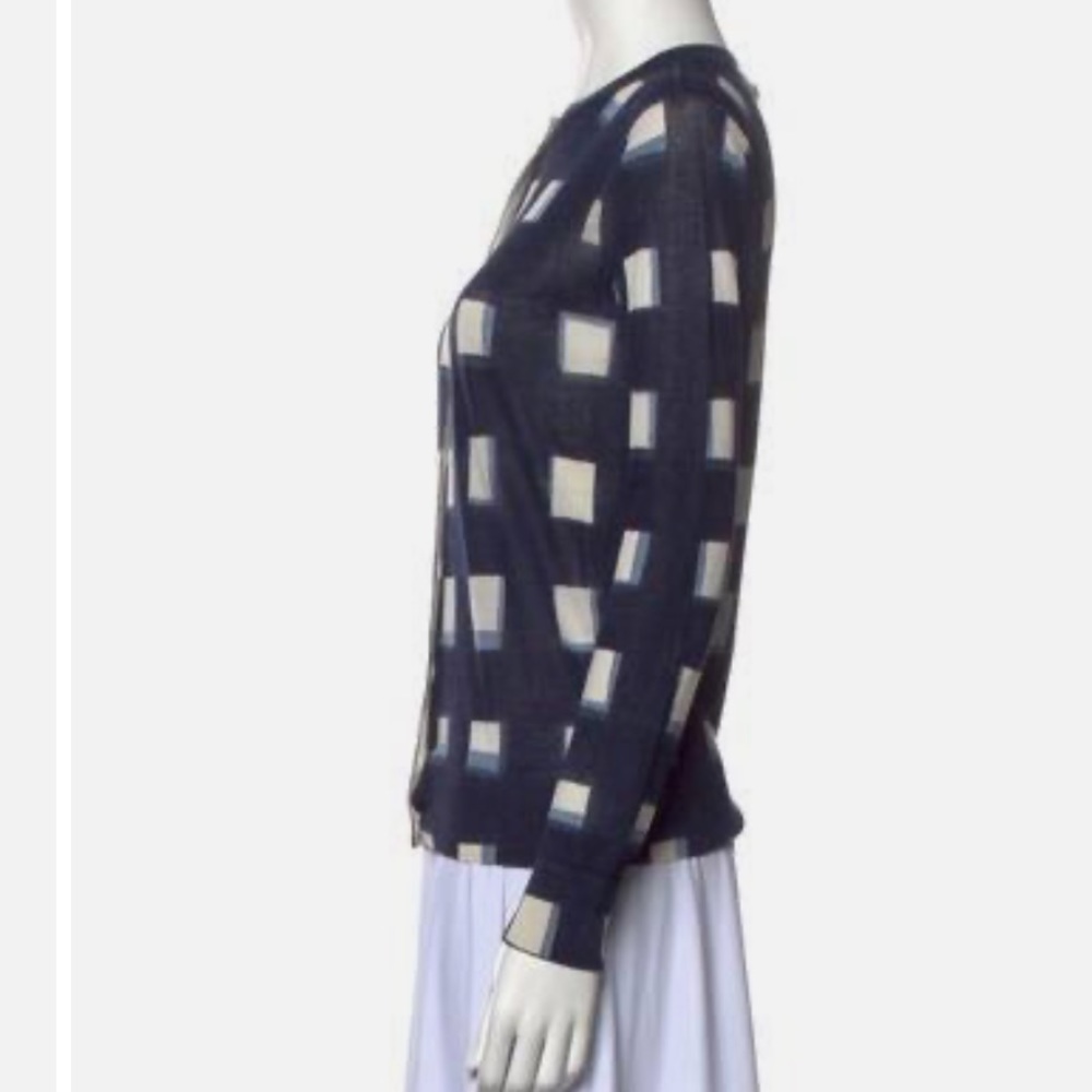 Tory Burch Navy Plaid Print Crew Neck Sweater
Size L - Picture 3 of 11